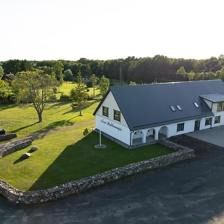 Soru Puhkemaja Hotel Buitenkant foto